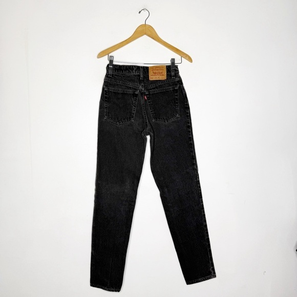 Levi’s Black 512 Slim Fit Taper Leg Vintage Jeans 1990’s Size 9
Junior - Picture 2 of 10